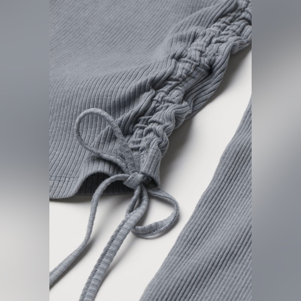 H&M Drawstring Top - Picture 3 of 5
